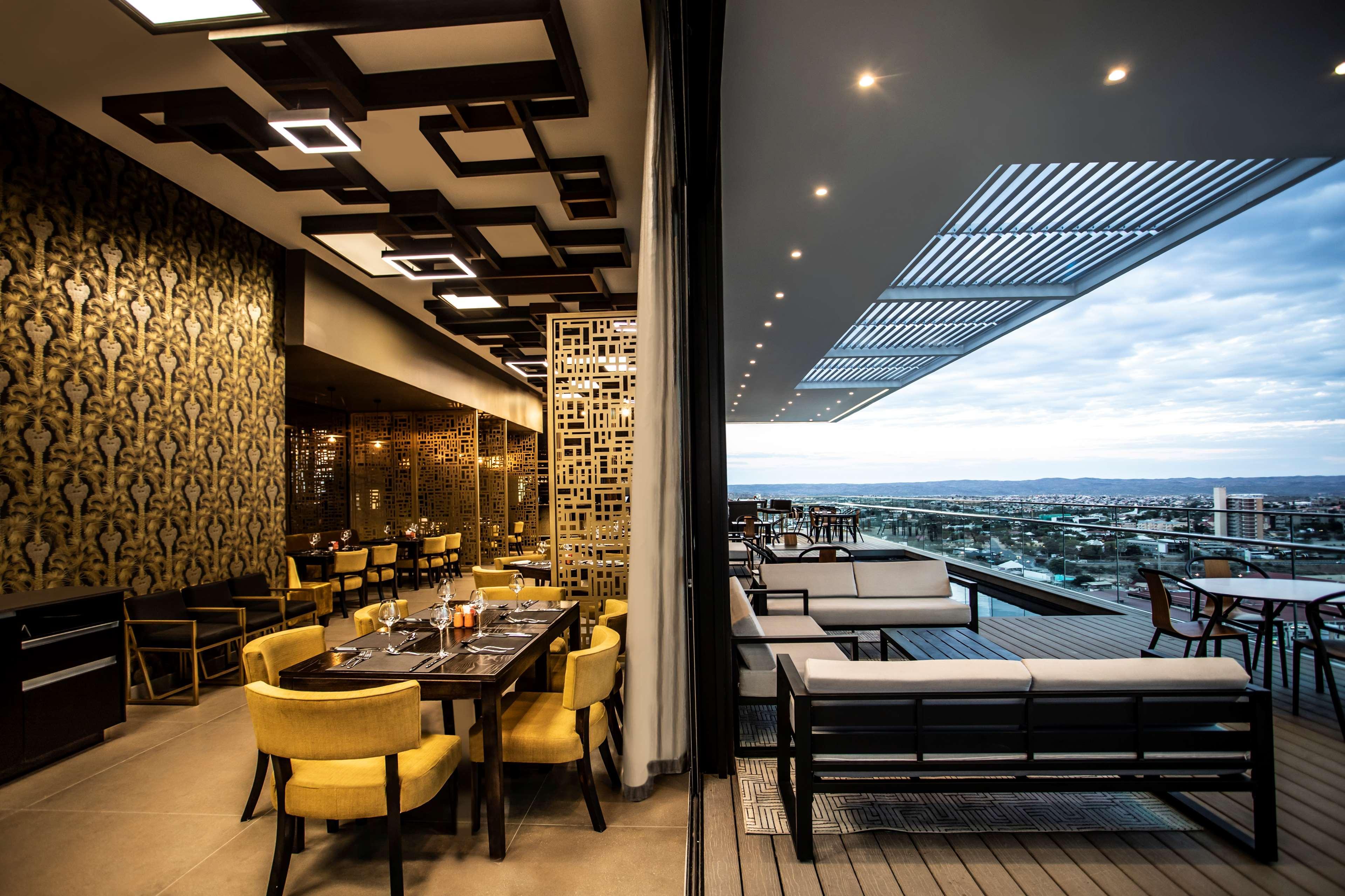 Avani Windhoek Hotel & Casino Eksteriør bilde